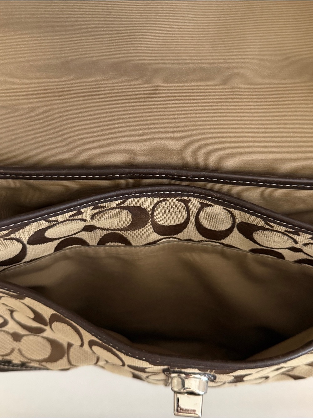 Coach Khaki and Chocolate Signature Canvas Turnlock Shoulder Bag - Picture 11 of 12